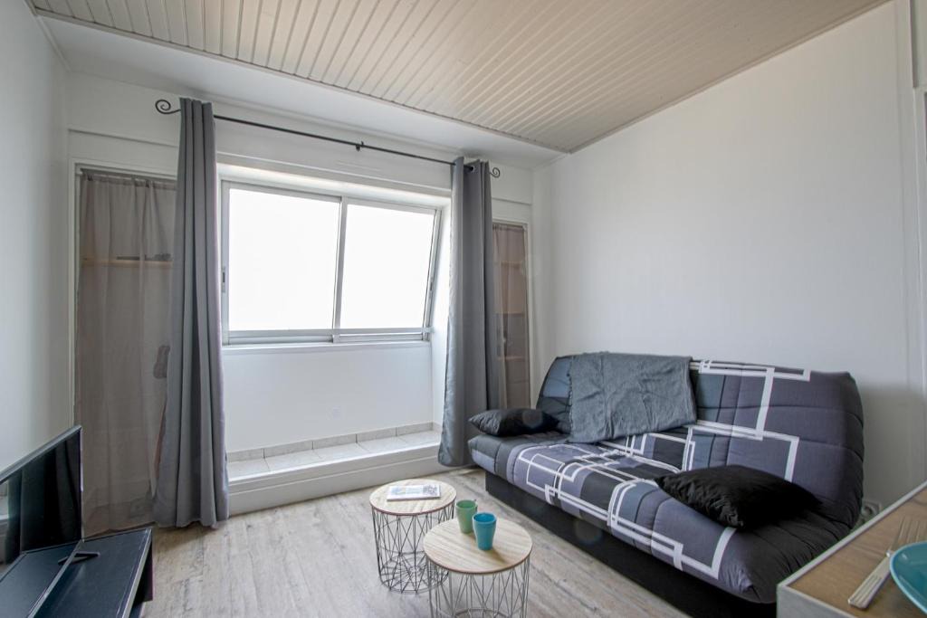 Courseulles-sur-Mer Apartment | MAGNIFIQUE VUE MER - F2 Moderne et Lumineux - Parking