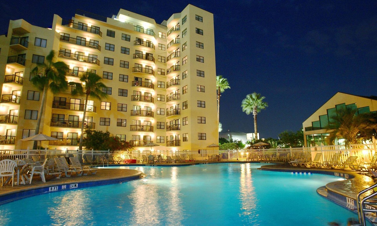 Southwest Orlando Villa | Marvelous Resort Condo w/ Heated Pool and a View!