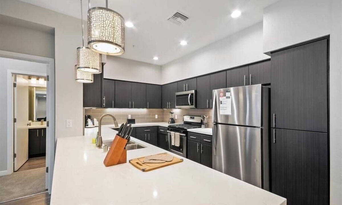 Menlo Park Apartment | Menlo Park | Resort Style Amenities | nr Tech Companies