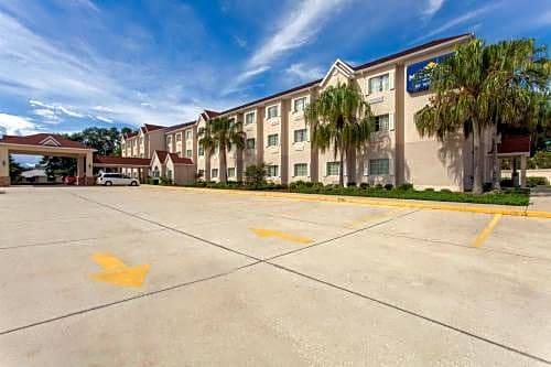 Lady Lake Hotel | Microtel Inn and Suites by Wyndham - Lady Lake/ The Villages