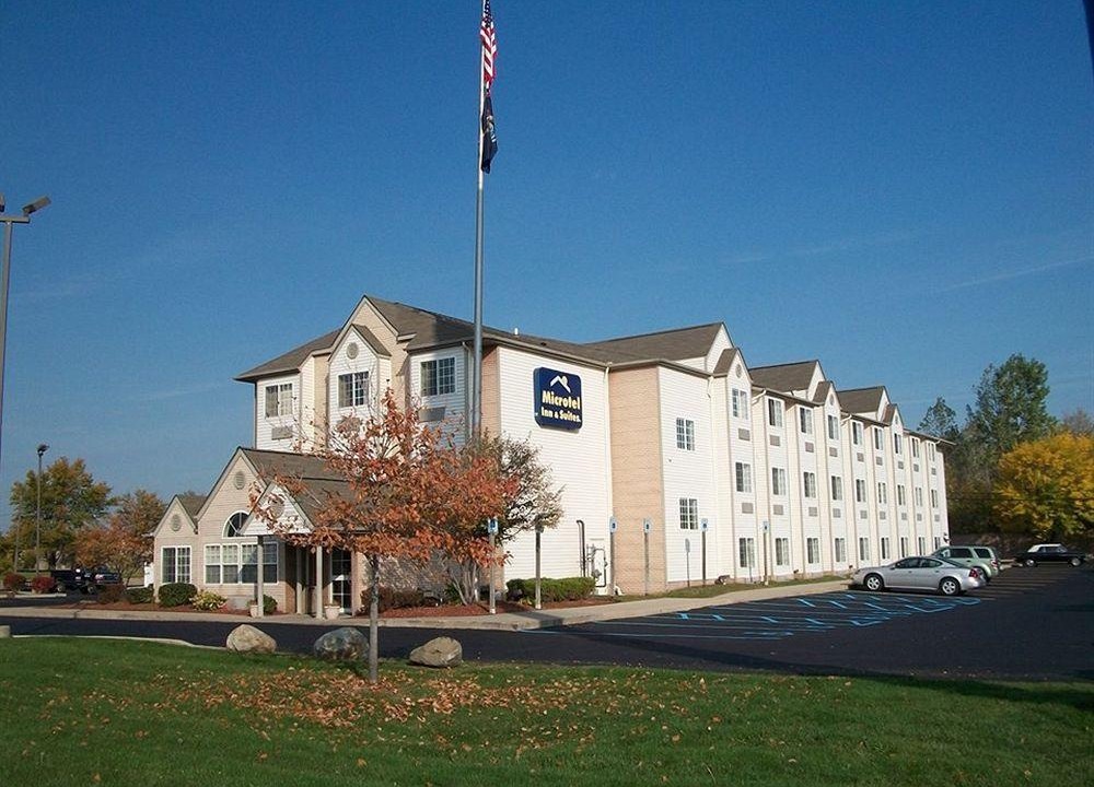 Roseville Hotel | Microtel Inn & Suites by Wyndham Detroit Roseville