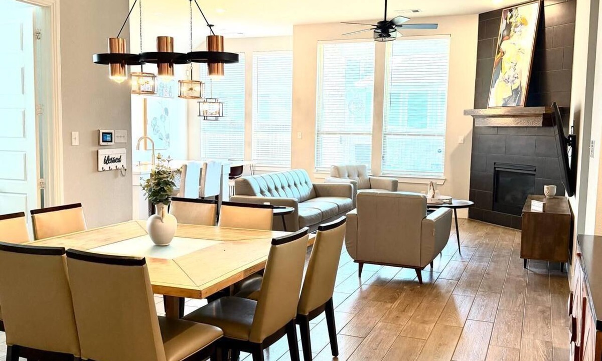 Little Elm House | Mins to Frisco & Denton Colleges and Hospitals Extended Stay Peaceful Retreat