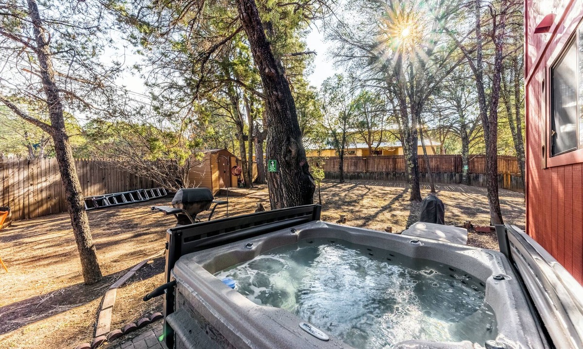 Ruidoso Downs Cabin | Mockingbird Cabin by Ruidoso Vacation Rentals