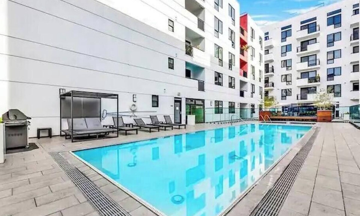 Westlake South Condo | Modern Central LA Condo 2BR, 2BA New Listing