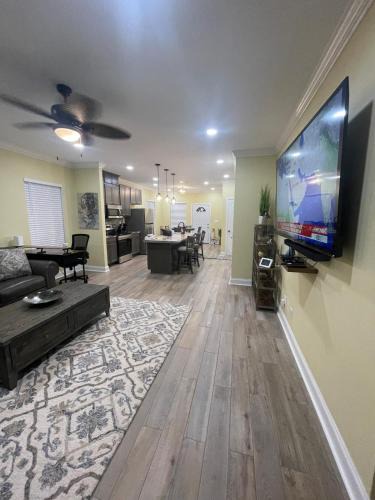 Mid City North House | Modern Charm