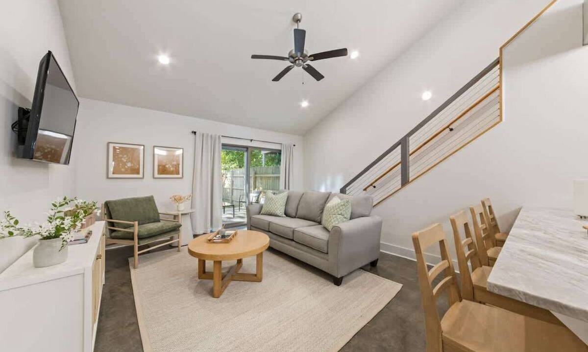 Lafayette Condo | Modern, King Bed, Patio, Central Lafayette