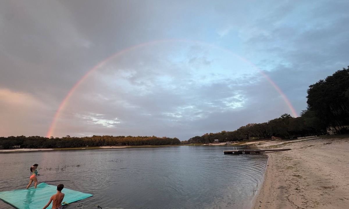 Keystone Heights House | Modern Lakefront Getaway ,Family Friendly & Relaxing