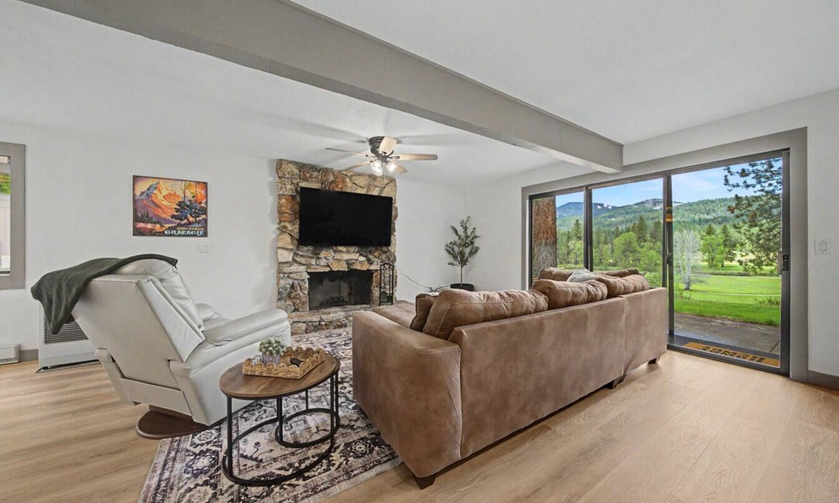 Graeagle Condo | Modern Mountain Luxury, Stunning Views, Brand New Everything