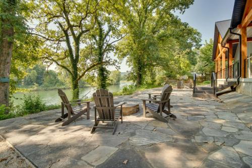 Mountain Home House | Modern Norfork River Cabin Rental w/Shared Dock!