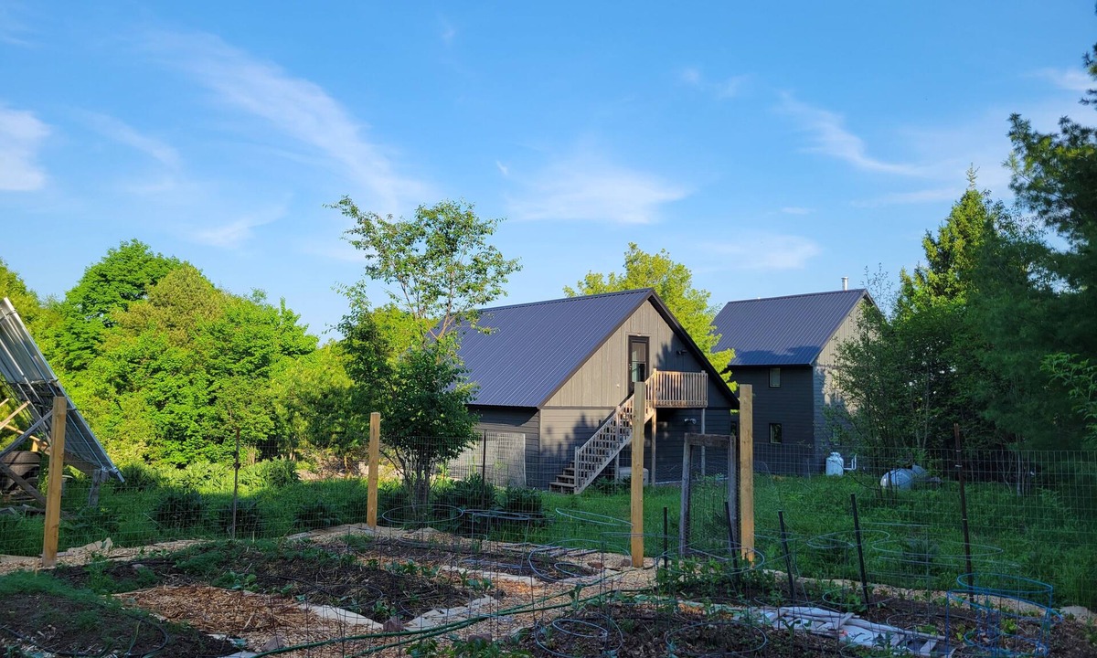 Houghton Apartment | Modern Off-grid Studio Loft on Farmstead in Houghton