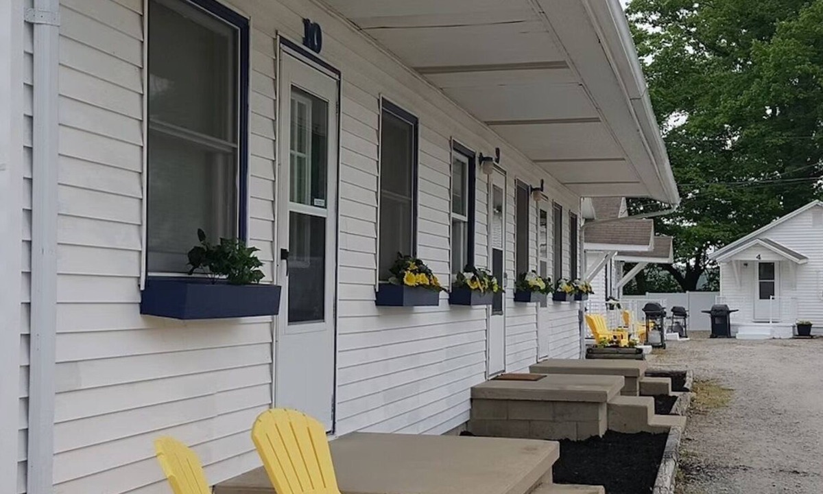 Monticello Resort | Motel 10 at Dockside Lake Resort