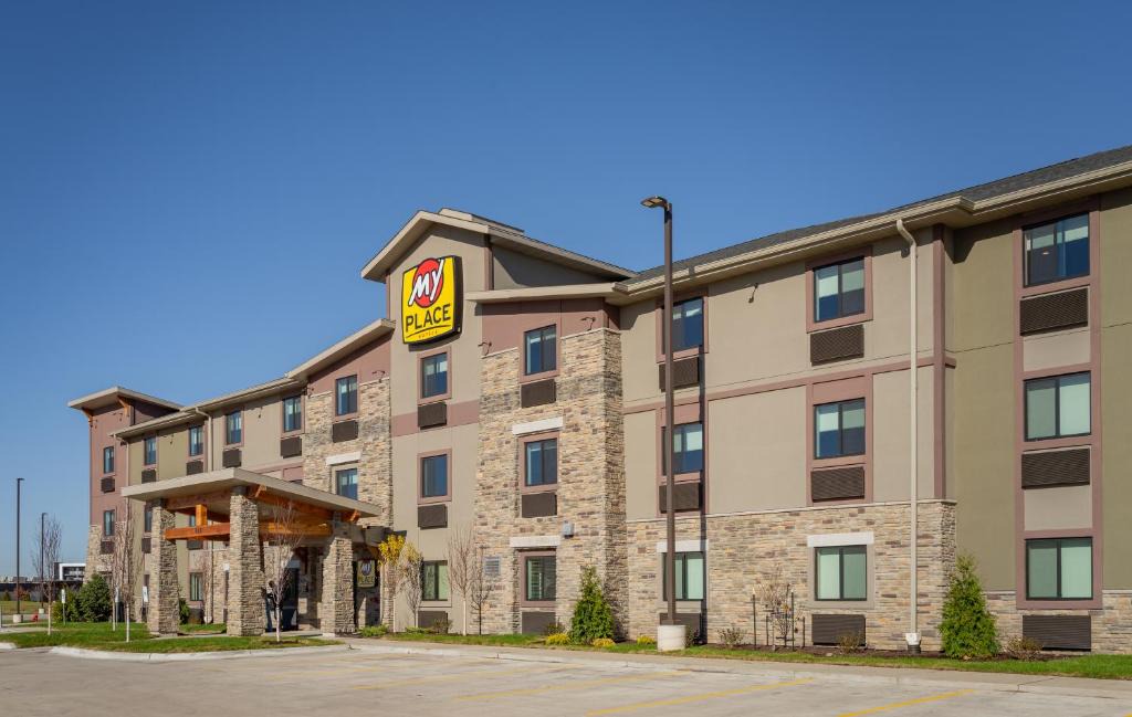 East Moline Hotel | My Place Hotel-East Moline/Quad Cities, IL