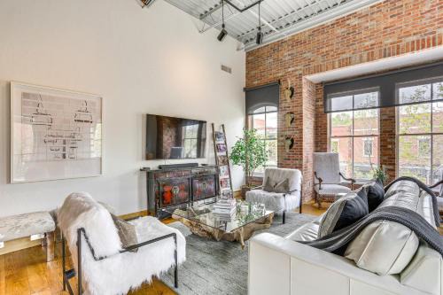 Eagle House | Near Trail: Dtwn Eagle Ranch Condo w/Balcony