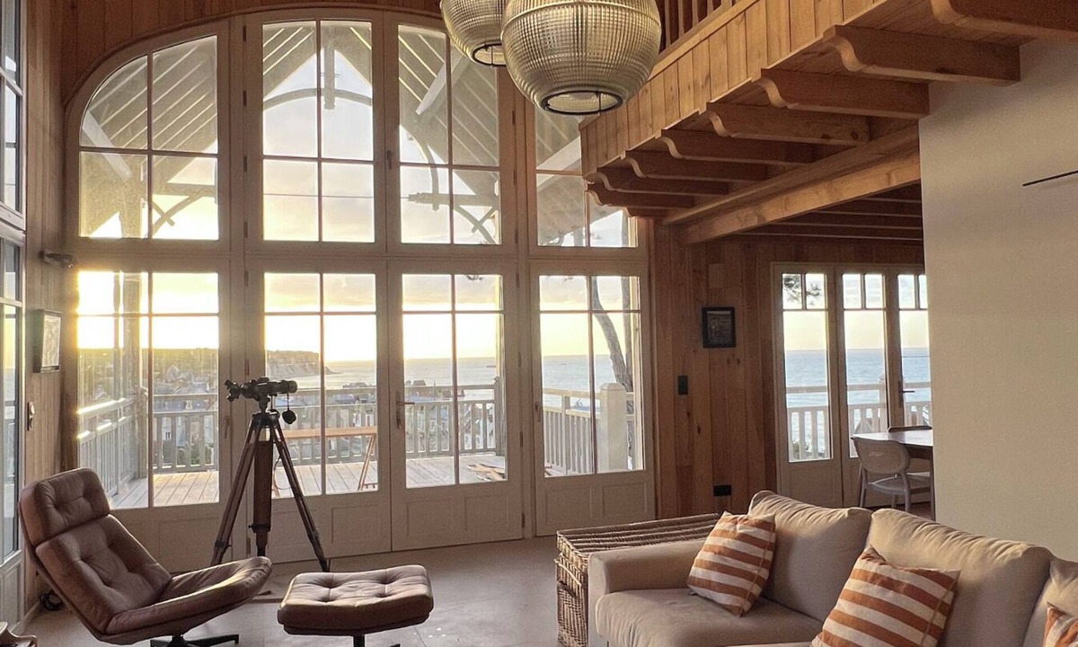 Arromanches-les-Bains House | Normandy seaside villa with view and terrace 5 minutes walk from the beach