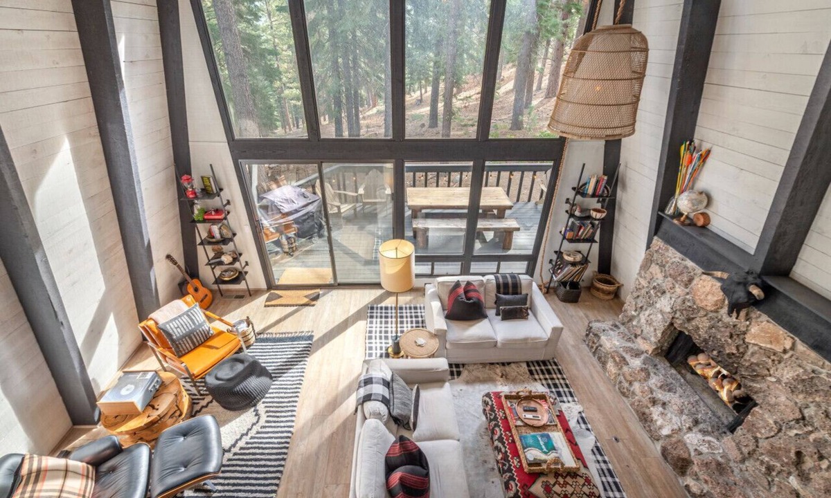Truckee Cabin | Northstar A-Frame Cabin with Hot Tub | Resort Shuttle, Sleeps 8