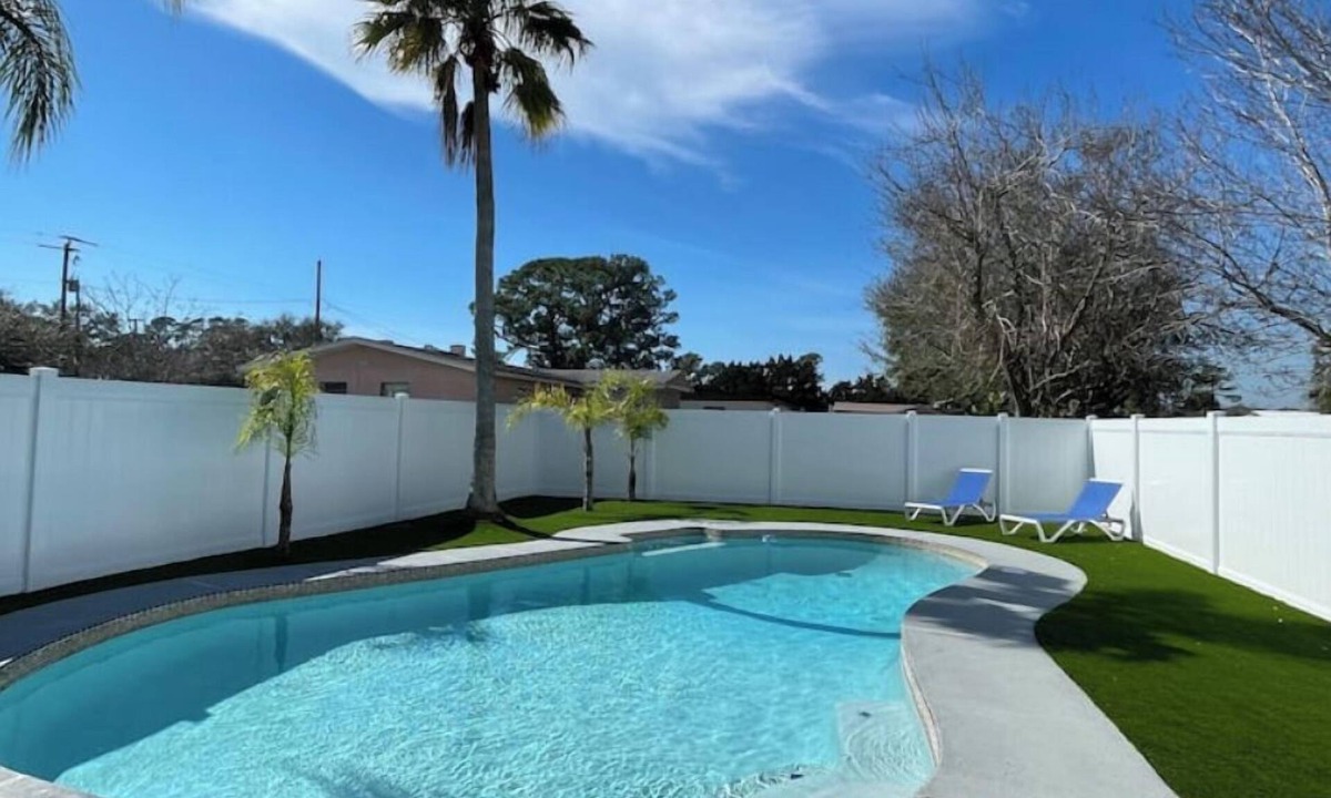 Port Orange House | Oasis House 3Bed+2Ba+Pool+Garage. Bikes welcome!