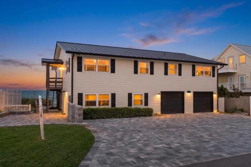 Vilano Beach House | Ocean Front Home Gorgeous Views Beach Gear BBQ