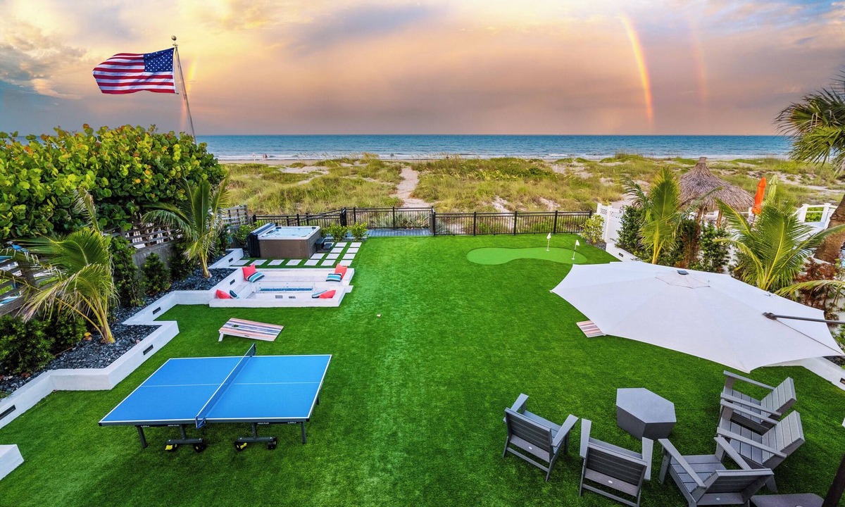 Cocoa Beach House | Oceanfront 6BDRM 4.5BA w/Movie Rm, Game Rm, Hot Tub, Fire Pit, Summer Kitchen