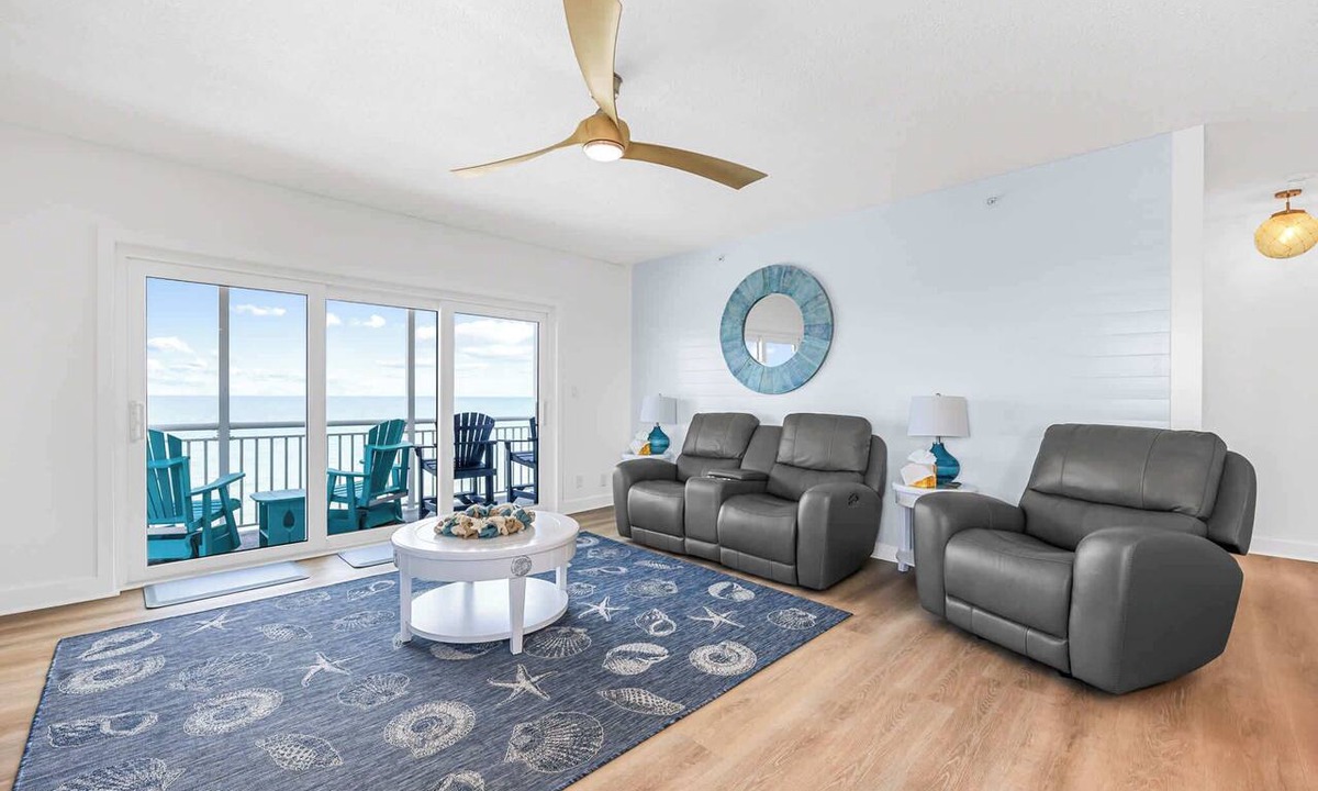 South Patrick Shores Condo | Oceanfront Condo w/Balcony + Rocket Launch Views