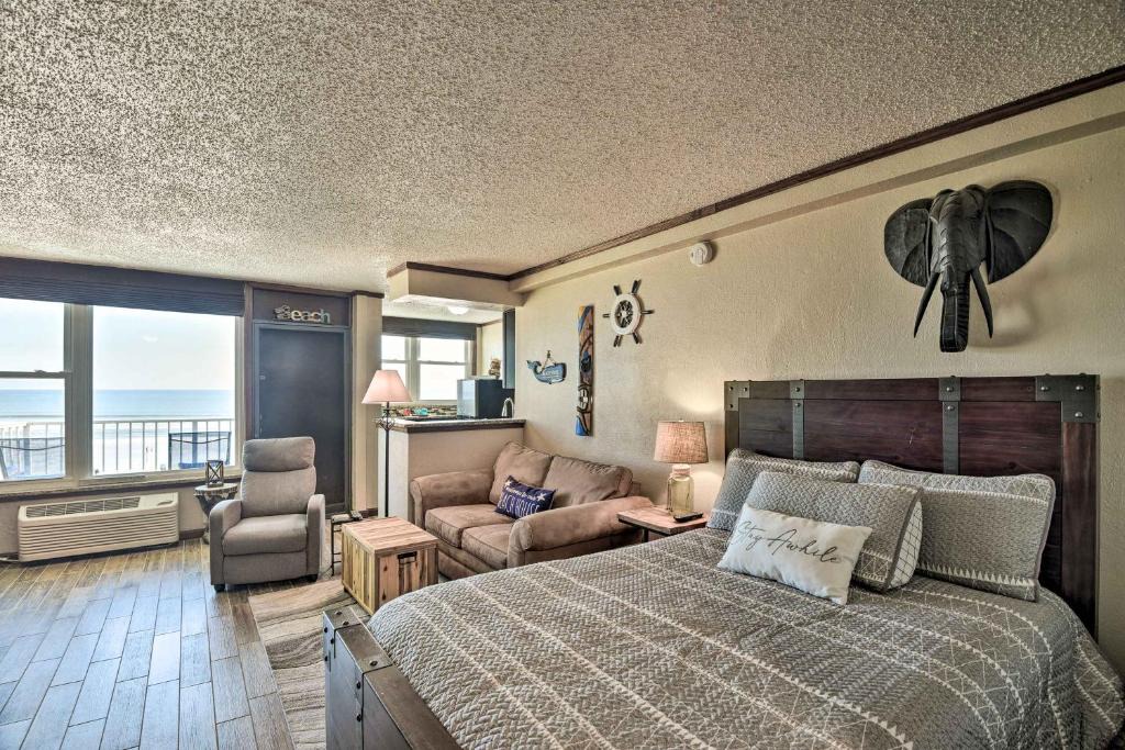 East Daytona Apartment | Oceanfront Daytona Beach Condo w/New Pool!