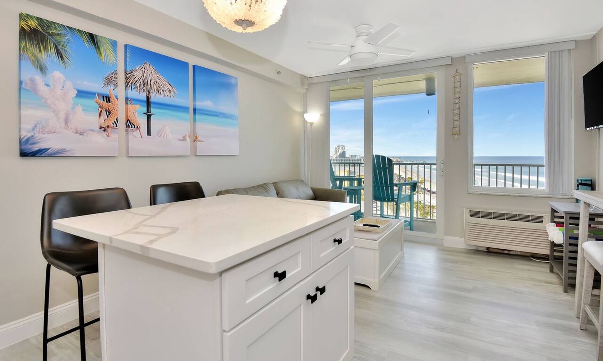 Lenox Park Condo | Oceanfront Private Balcony | Harbour Beach Resort