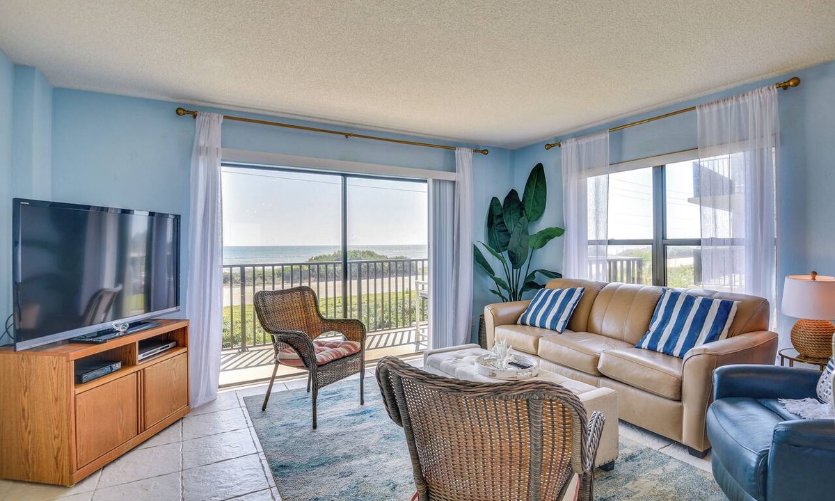 Ormond-by-the-Sea Condo | Ormond Beach Ocean-View Condo w/Private Balcony!