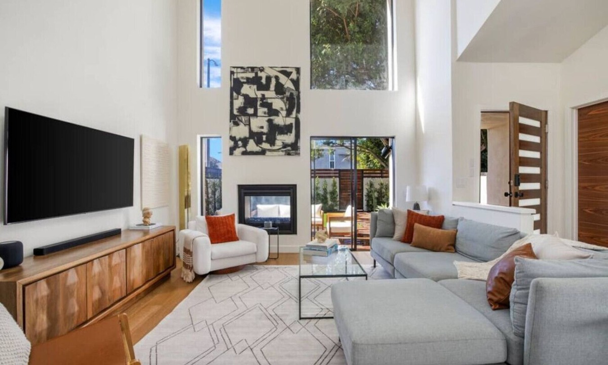 Venice House | Pacific Breeze - Modern Venice Beach Home