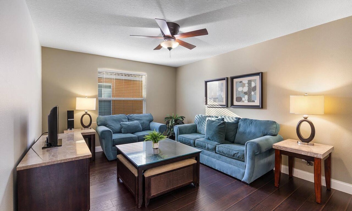West Kissimmee House | Paradise Palms Resort 6 Bedroom Home with Game Room
