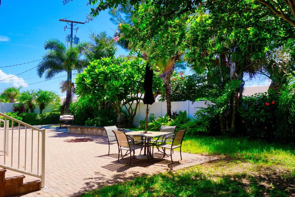 Vina Del Mar Island House | Pass-A-Grille Vina Del Mar 2173 by TechTravel