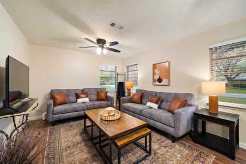 Baytown House | Peaceful Abode in Convenient Baytown Location