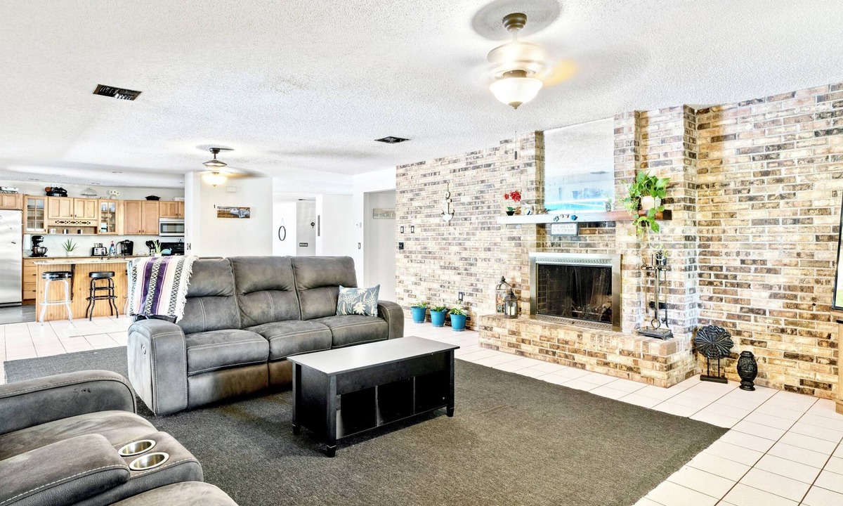 Crystal River House | Perfect Private Crystal River Retreat with a Pool!