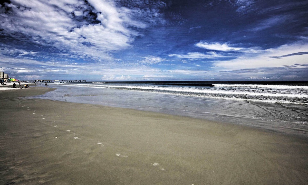 Orlando Heights Cottage | Pet-friendly Daytona Beach Home, Walk to the Ocean