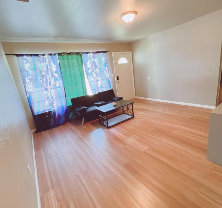 Central Oklahoma City House | Pet friendly,king beds,fully fenced ,3 bedroom