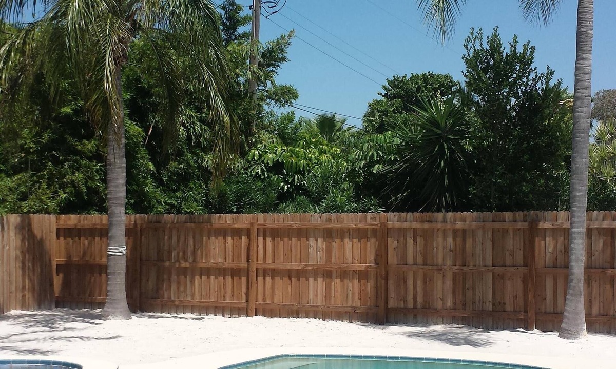 Vina Del Mar Island House | Pet Friendly.Walk to Pass-a-Grille Beach from Vina Del Mar private pool home