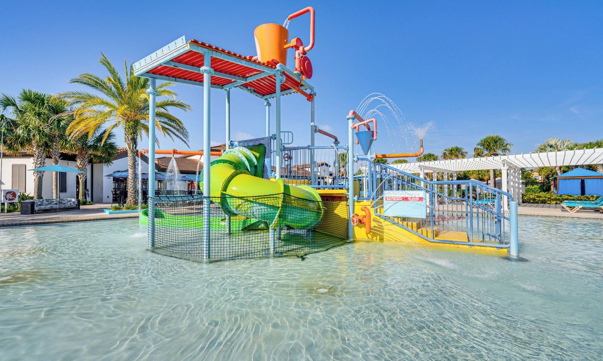 Four Corners Cottage | Pool & Lazy River: Windsor House 9 Mi to Disney!