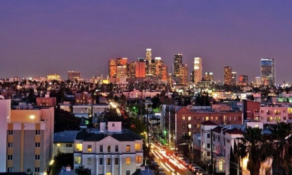 View Park-Windsor Hills Apartment | Premiere Luxury 2 bd + Bonus Room/2 bth DTLA Penthouse