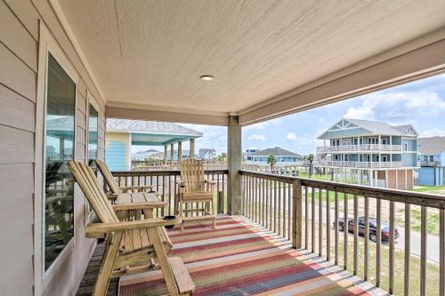 San Luis House | Private Beach Access: Coastal Freeport Home!
