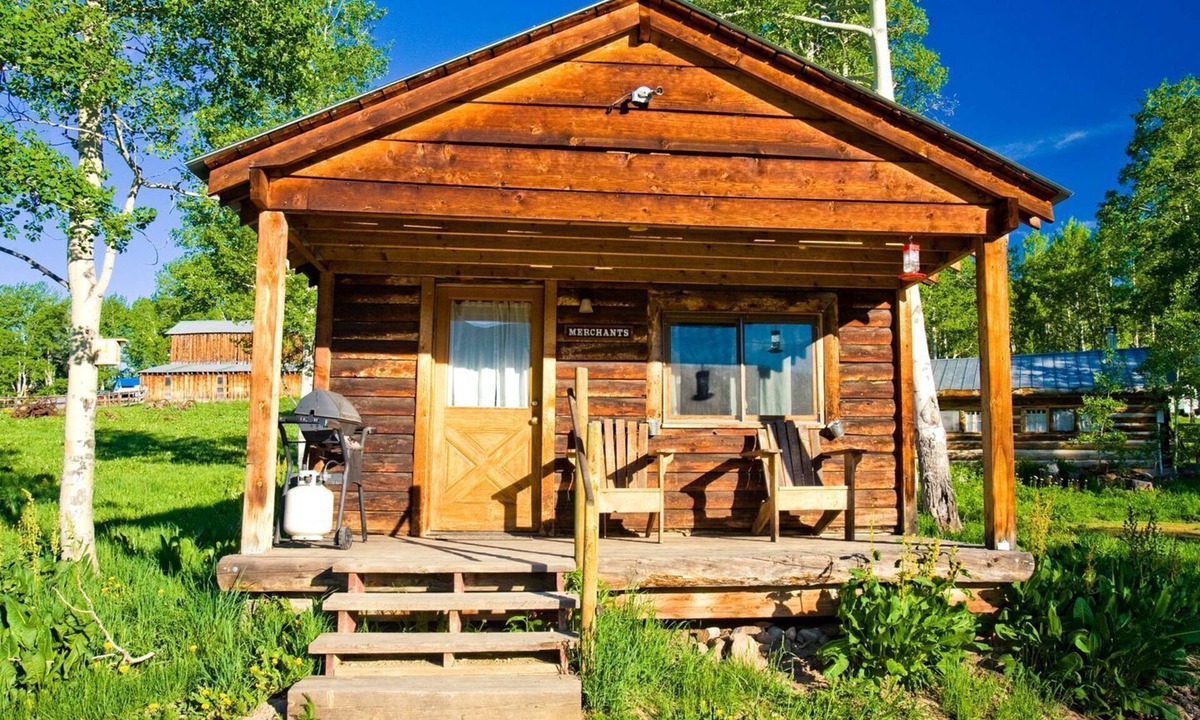 Clark Cabin | Private Cabin for Skiing Getaway with Deck in Steamboat Springs, Colorado