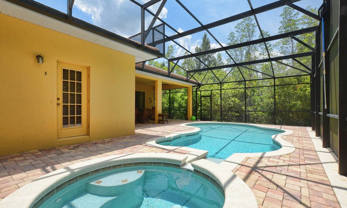 West Kissimmee House | Private Pool & Spa | Rare Wooded View | Minutes to Disney | Game Room & BBQ ⭐ Best overall