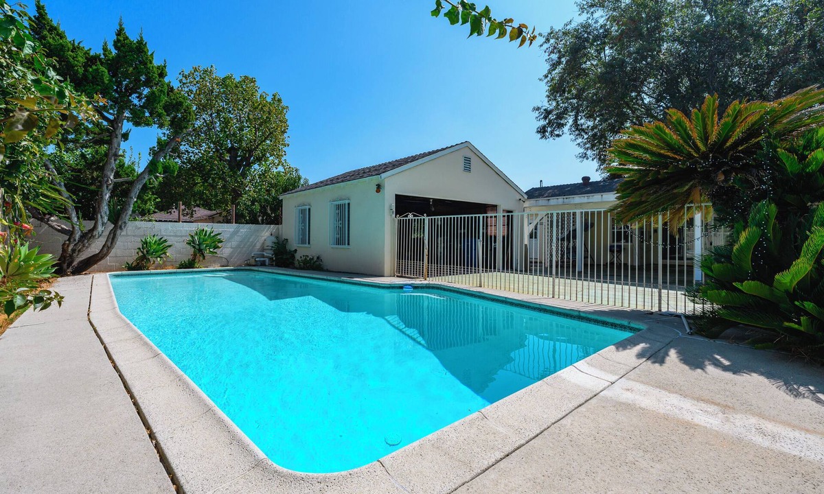 East San Gabriel House | Private pool walk to shops near Arcadia&Pasadena entire single house