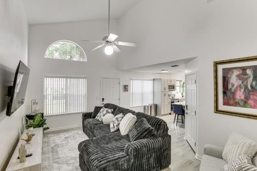Tallahassee House | Private Yard + Deck: Tallahassee Towhome!