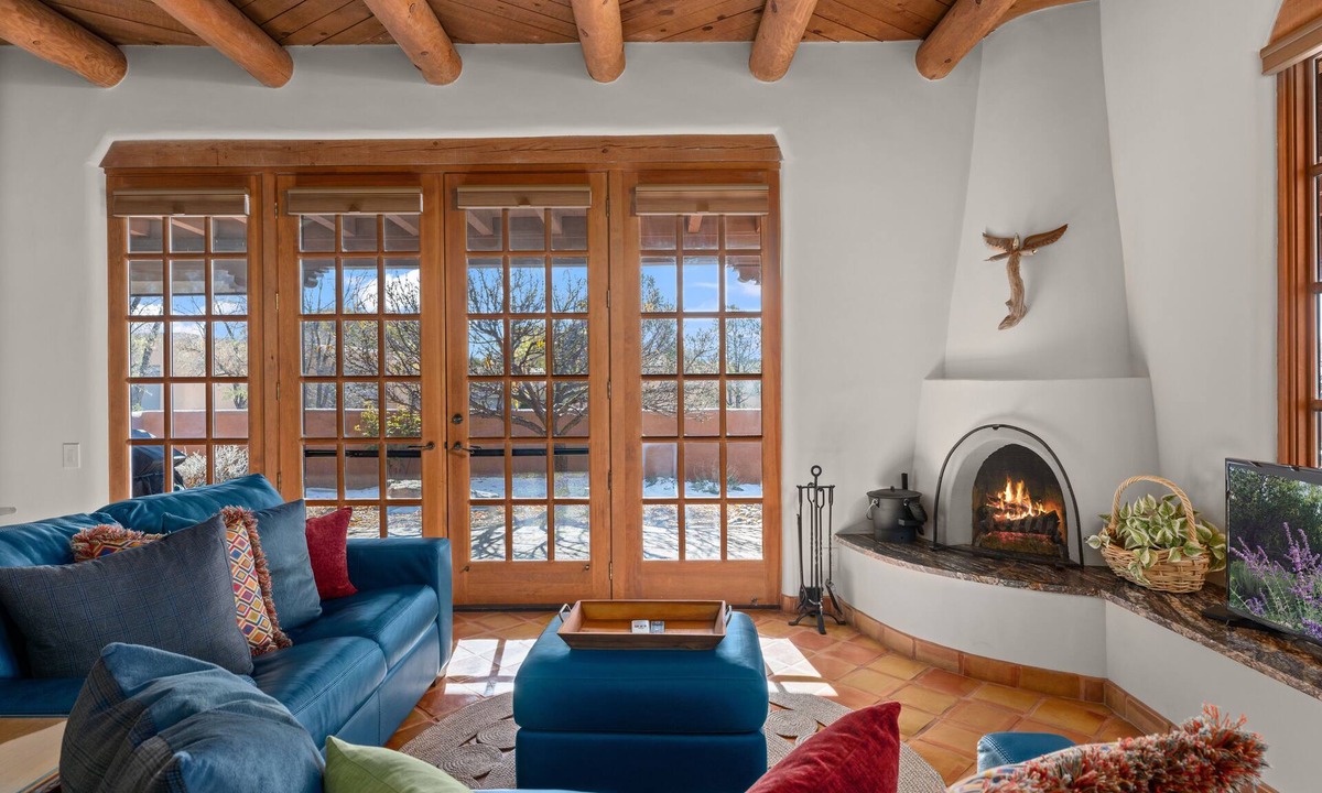 Quail Run House | Quail Run 521 | Mountain & City Views | Kiva Fireplace | Golf Course | Pool & Hot Tub