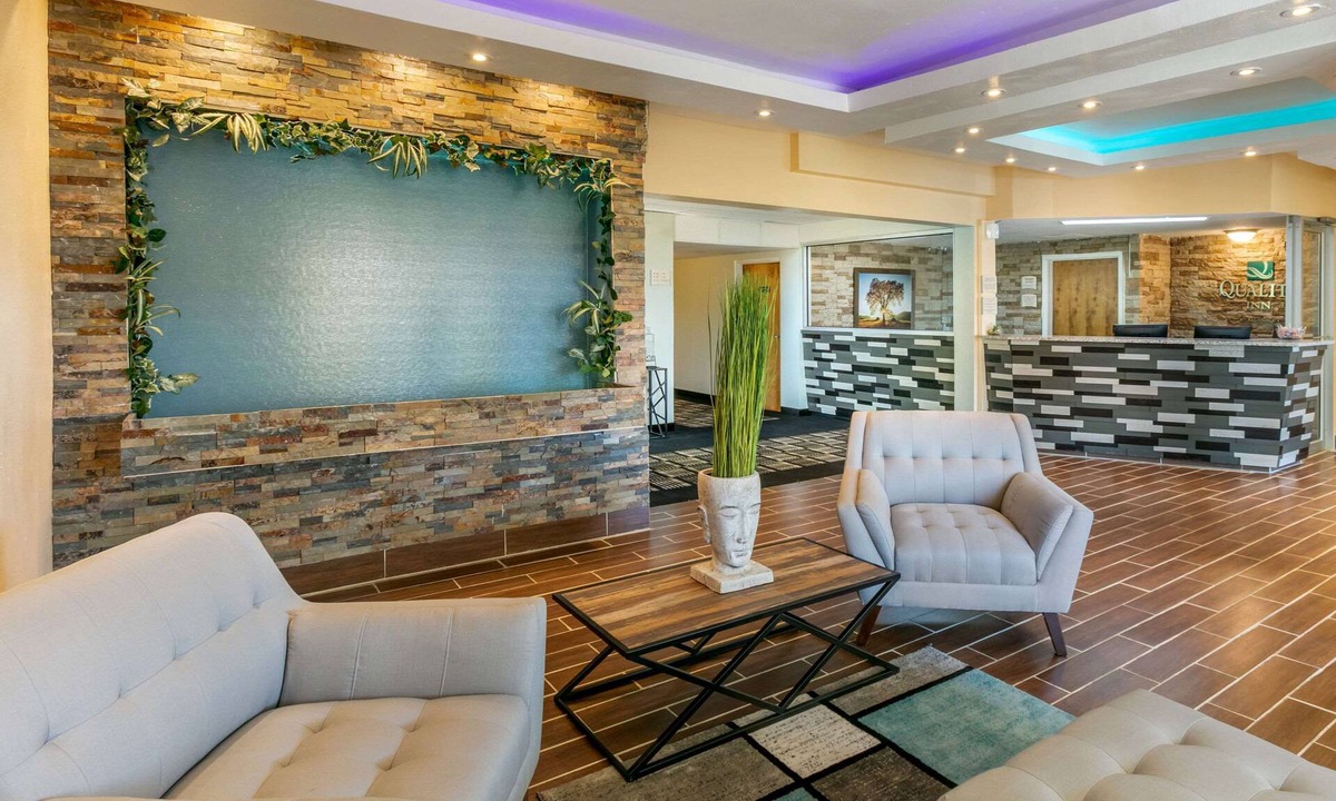Rawlins Hotel | Quality Inn Rawlins I-80