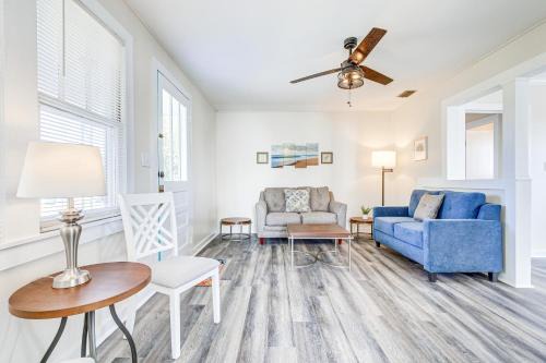 Grove Hill House | Quiet Grove Hill Cottage w/Wraparound Deck!