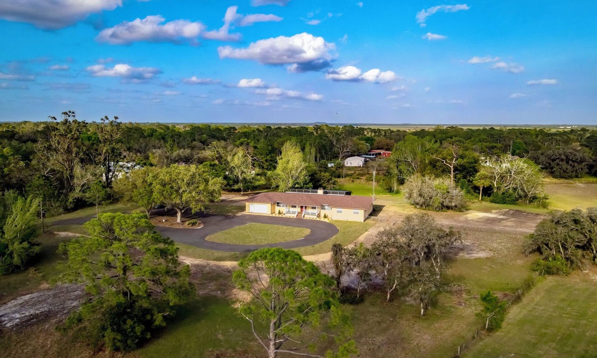 Sebring House | Raceway Ranch - Hometown delight! 5 bedroom pool home on 5 acres!
