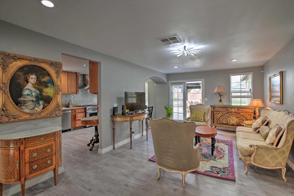 Southwest Anaheim House | Recently Renovated Retreat Less Than 6 Mi to Disney!