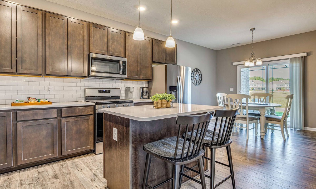Whitestown House | Relax Poolside! Retreat 11 Mi to Eagle Creek Park