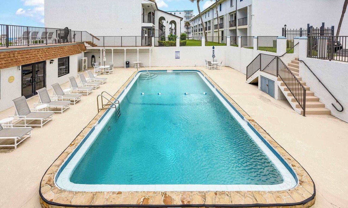 South Patrick Shores Condo | Remodeled Oceanfront 2 Bedroom condo Dog Friendly