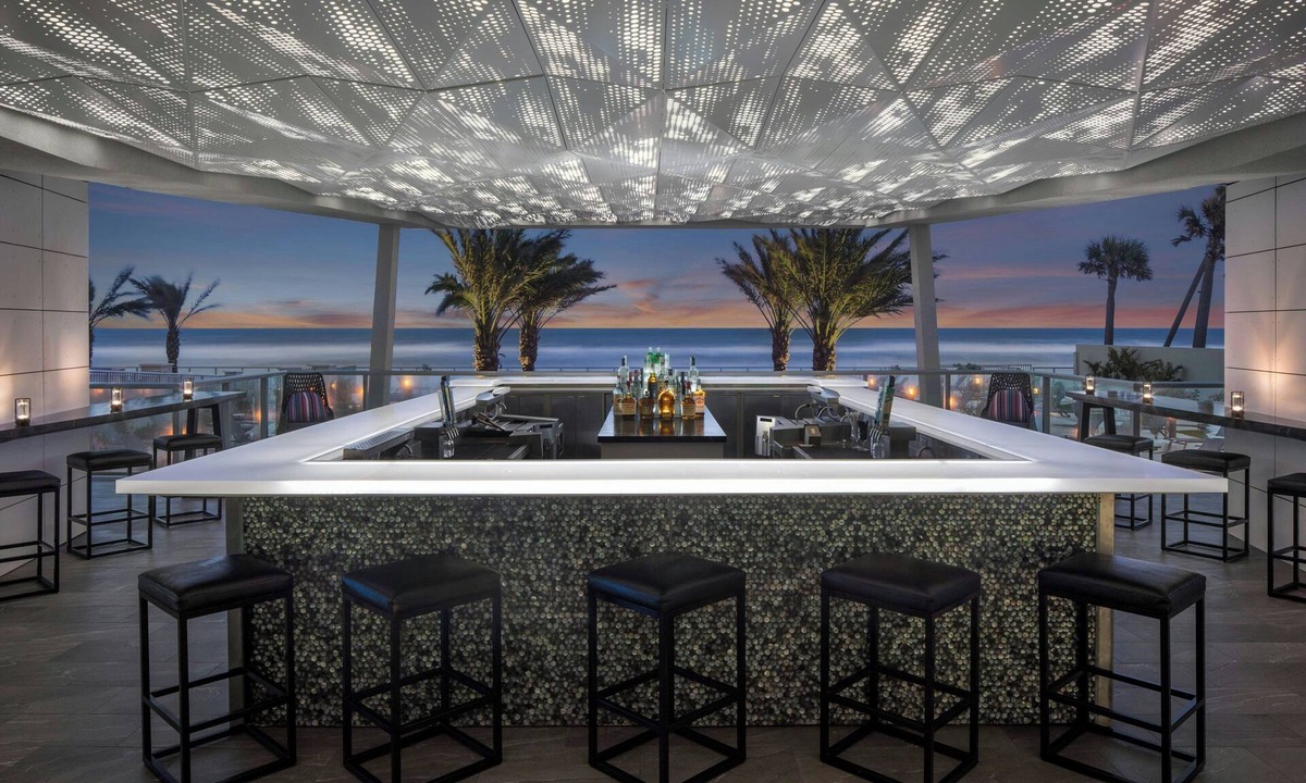 Rosemont Hotel | Renaissance Daytona Beach Oceanfront Hotel