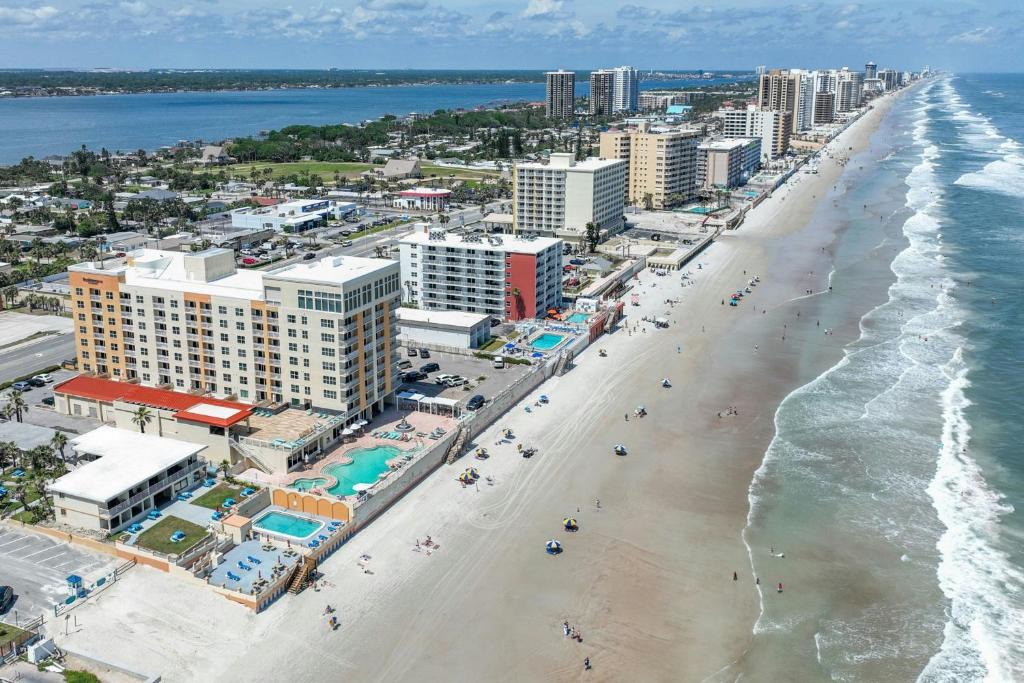 Rio Mar Beaches Hotel | Residence Inn by Marriott Daytona Beach Oceanfront